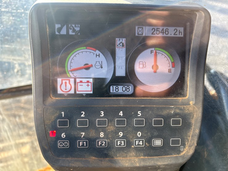 2006-deere-650d-lc-image-52