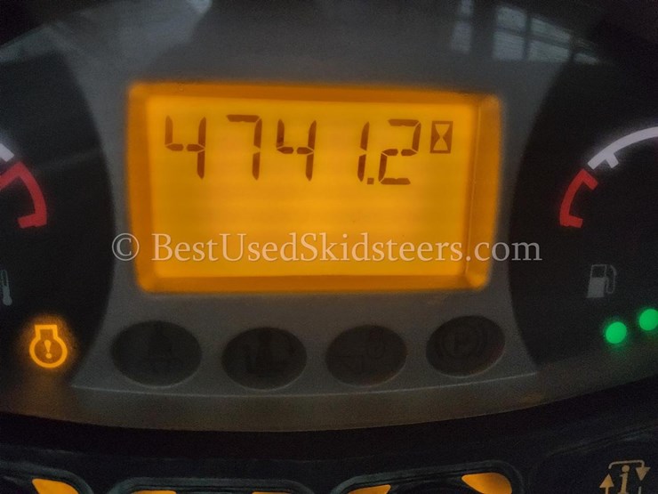 2017-bobcat-t770-image-21