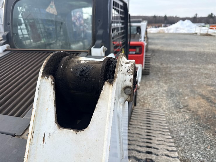 bobcat-t630-image-19