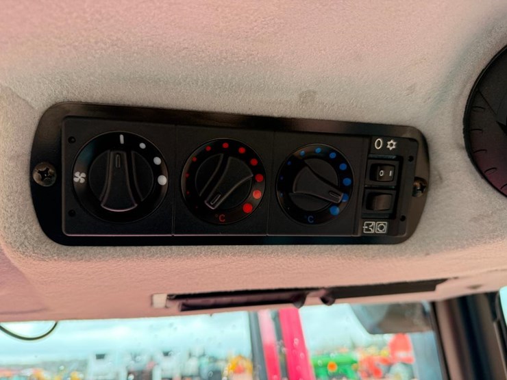 mahindra-7095-image-58