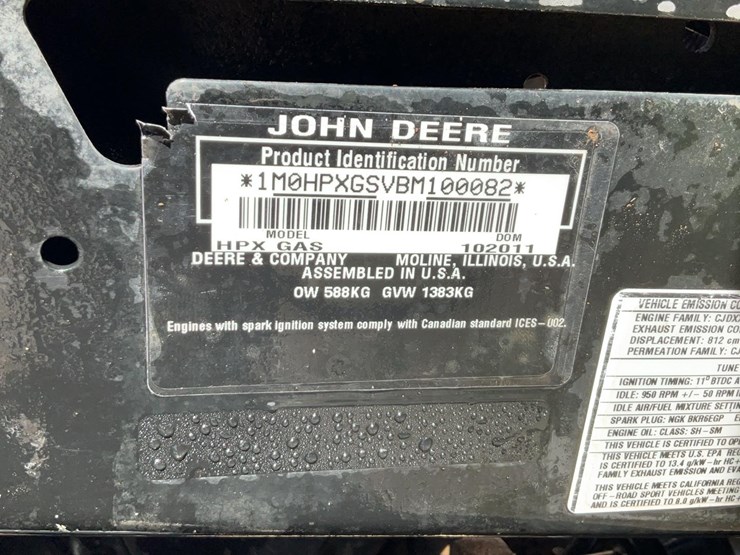 john-deere-gator-image-9