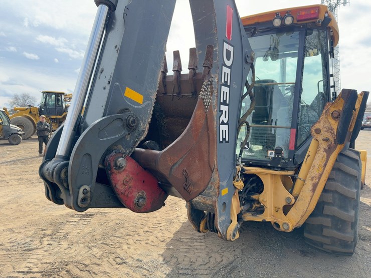 2012-deere-410k-image-18