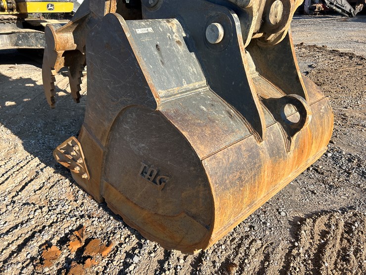 2019-deere-350g-lc-image-11