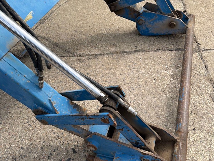 new-holland-7514-image-15