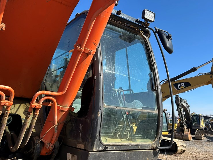 2016-hitachi-zx470-lc-6-image-54