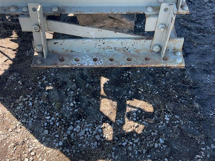 big-bull-tractor-image-21