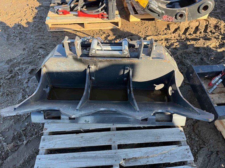 2025-skid-steer-winch-image-2