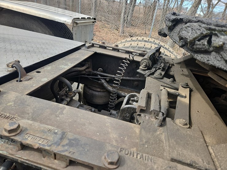 2007-kenworth-t800-image-23