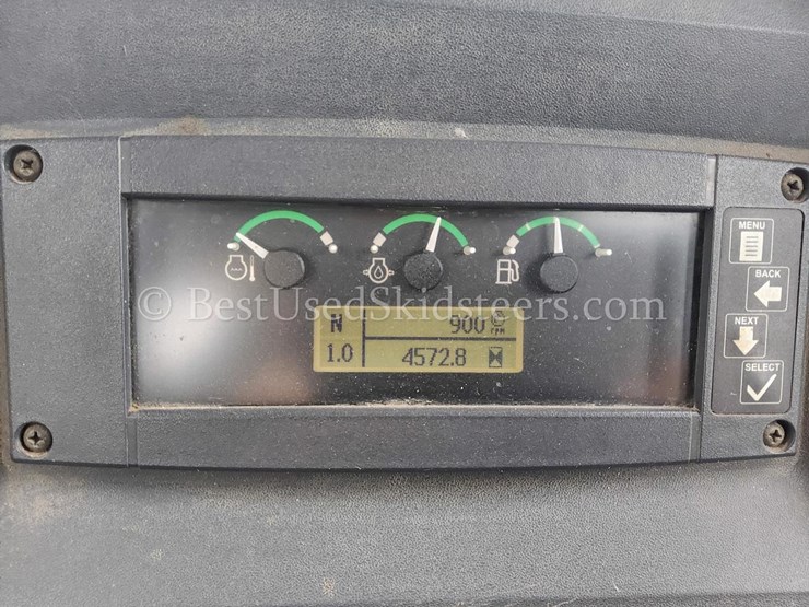 2017-deere-650k-image-54