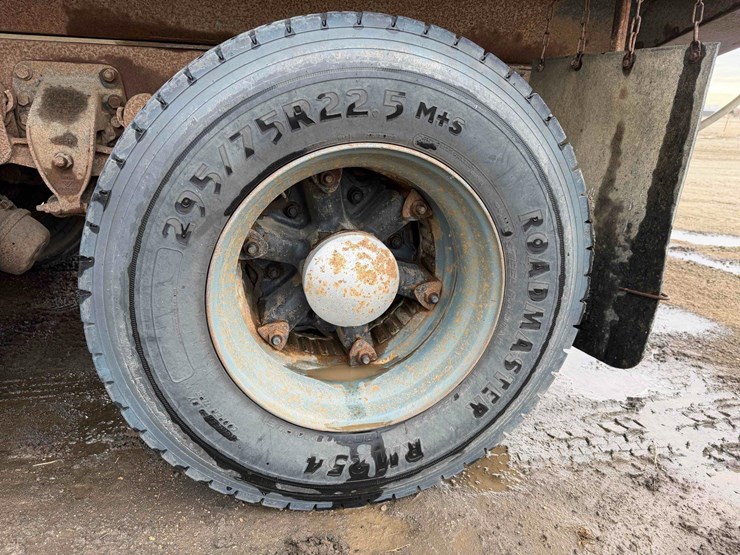 1989-ford-l-image-28