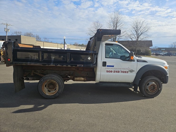 2014-ford-f550-xl-image-6