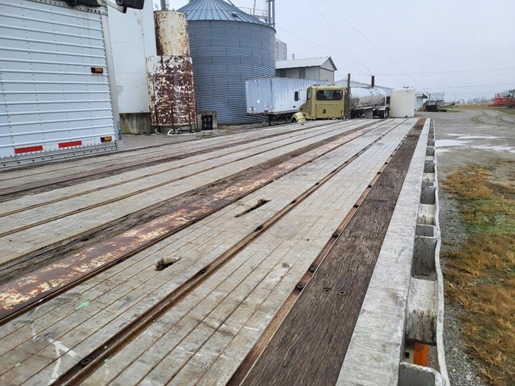 transcraft-eagle-superbeam-aluminum-tandem-axle-flatbed-semi-trailer-image-38