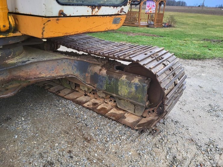 hyundai-robex-130-lc-image-34