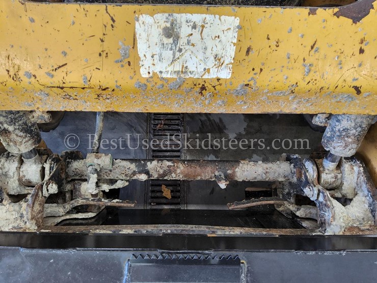 2016-caterpillar-259d-image-22