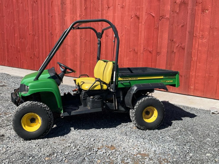 john-deere-gator-image-2