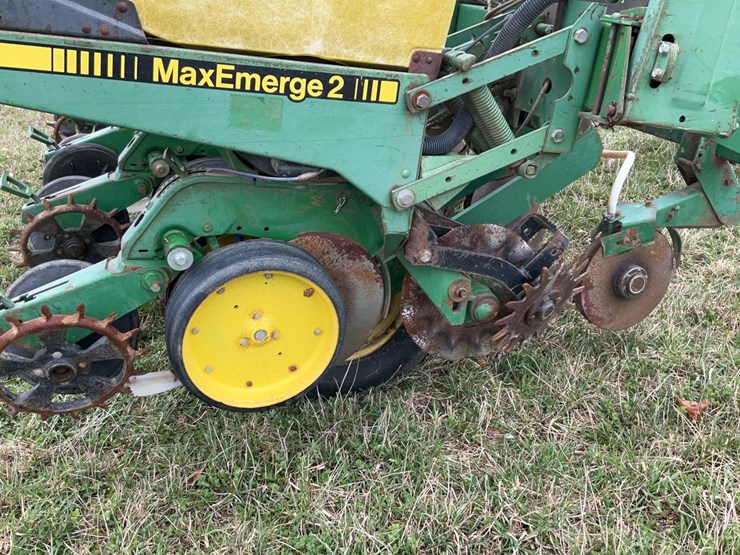 john-deere-6-image-36