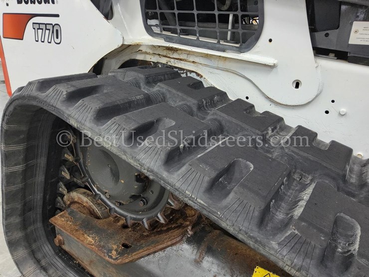 2022-bobcat-t770-image-17