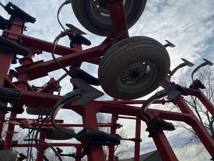 case-ih-4300-image-56