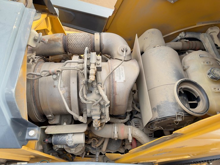 2012-deere-410k-image-14