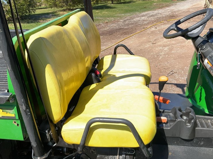 john-deere-gator-image-14