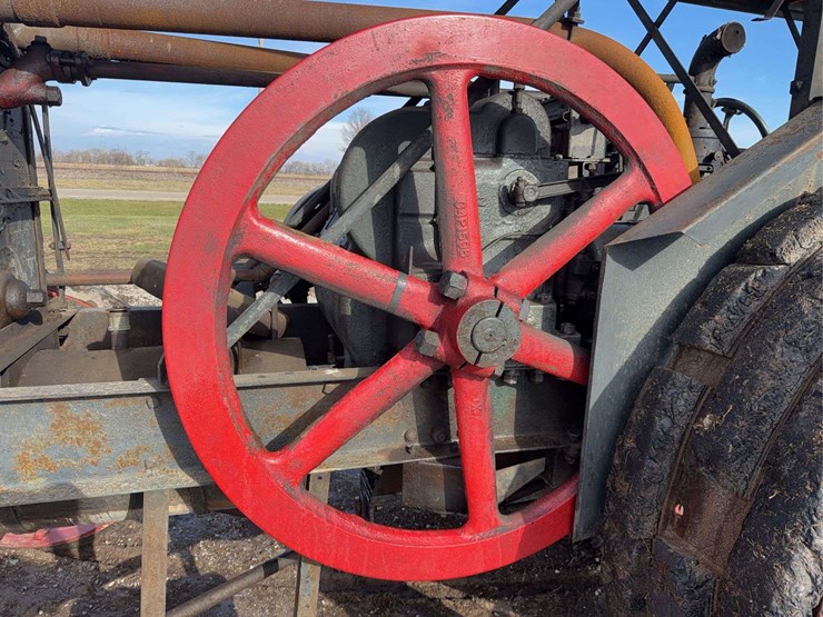 1922-20-40-rumely-oilpull-model-g-image-20