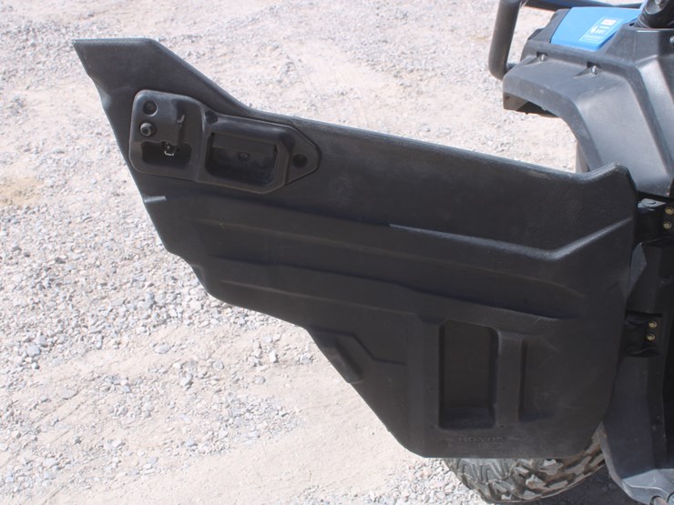 2018-pioneer-1000-image-19