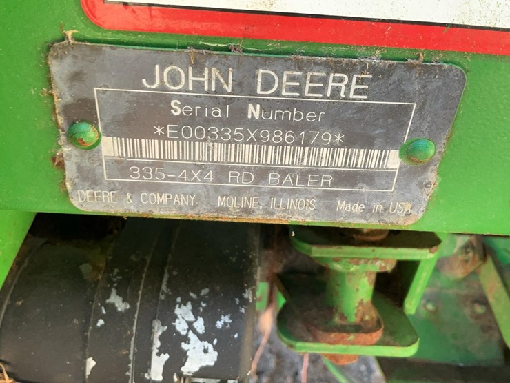 john-deere-335-image-12