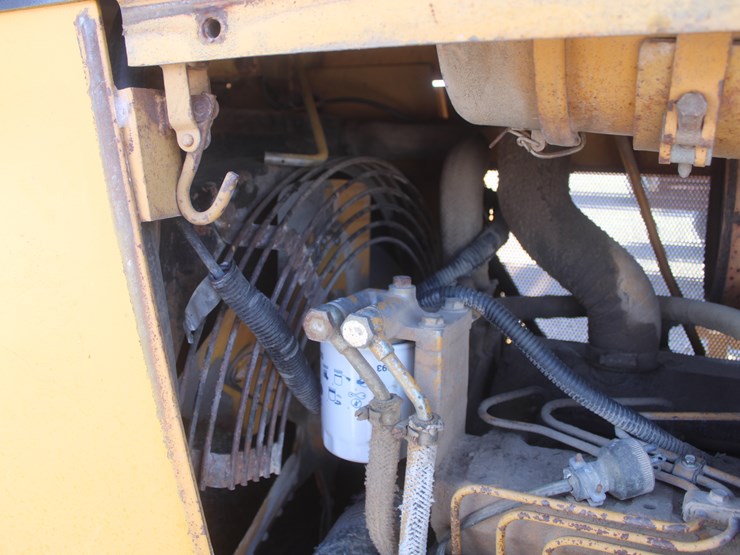 1990-komatsu-d37e-image-51