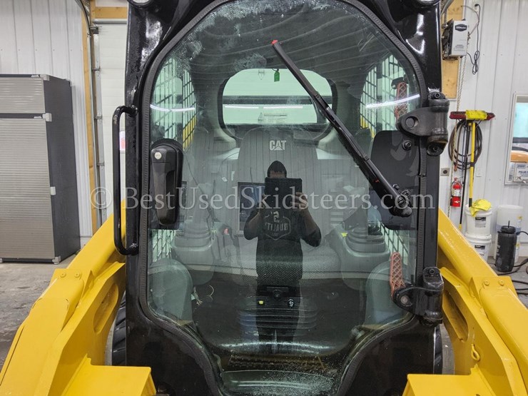 2015-caterpillar-272d2-image-10