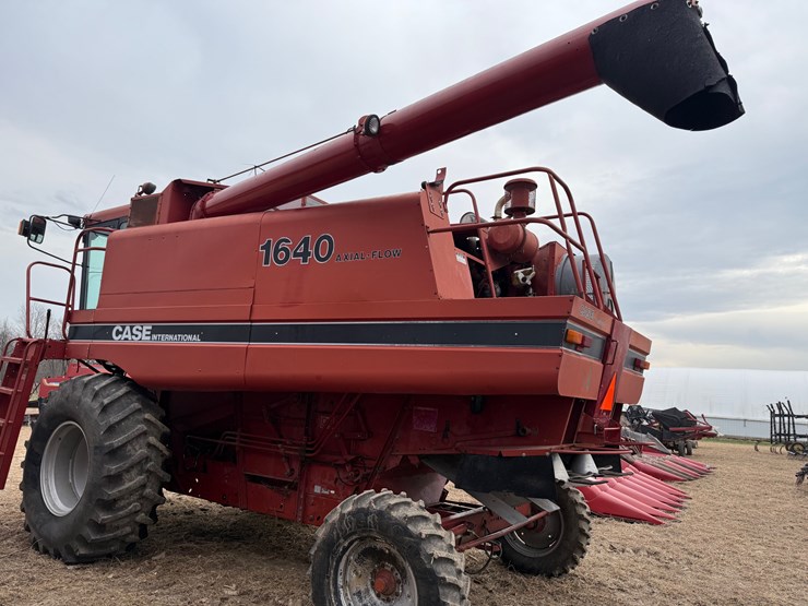 case-ih-1640-image-14
