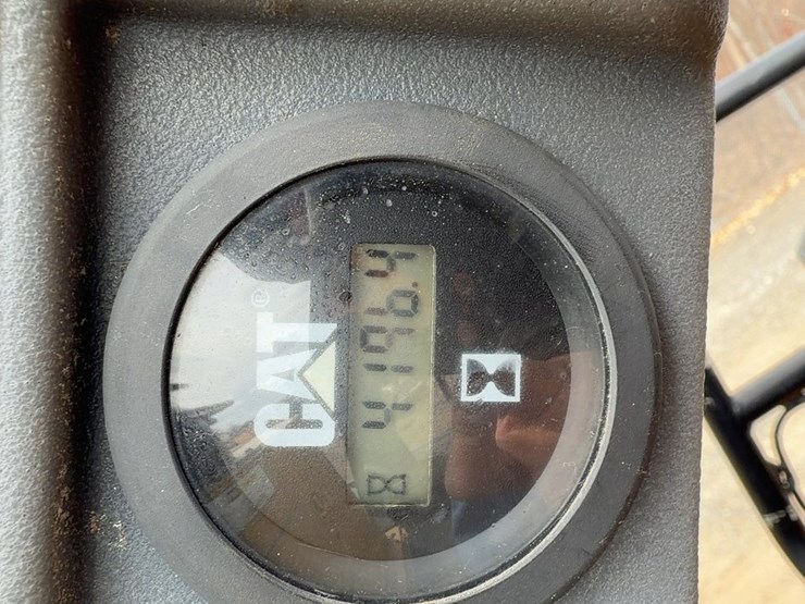 2010-caterpillar-ap-555e-image-43