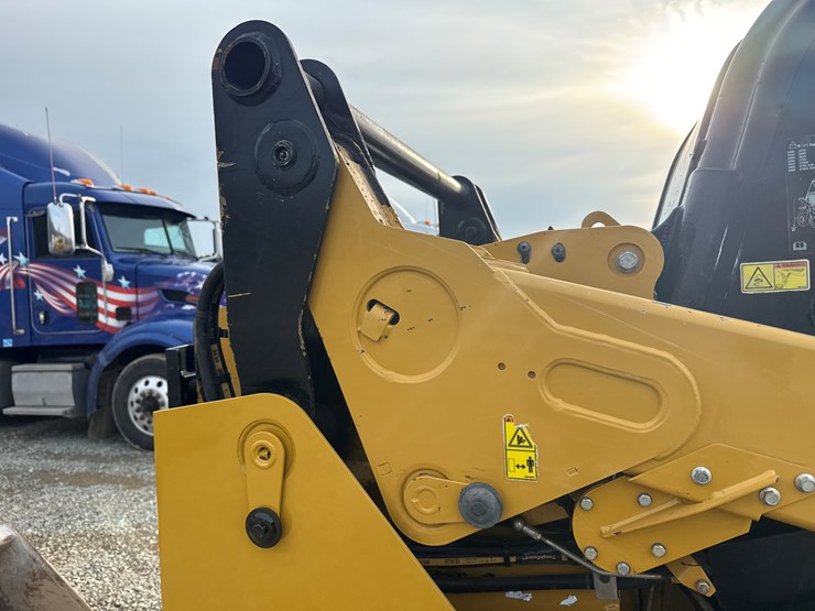 caterpillar-259d-image-22