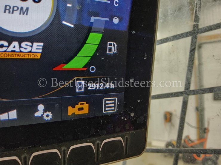 2022-case-tv370b-image-32