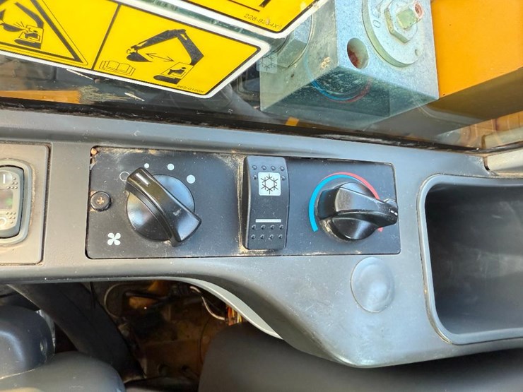 caterpillar-313fl-image-58