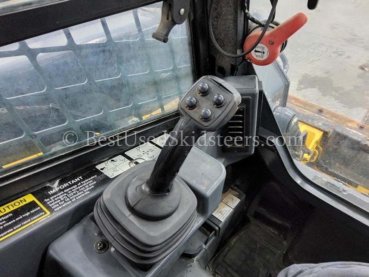 2023-deere-325g-image-26