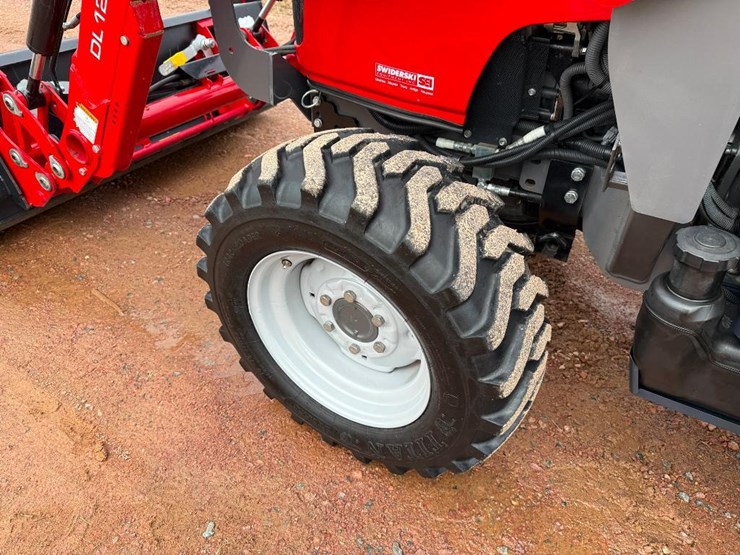 massey-ferguson-1736-image-10