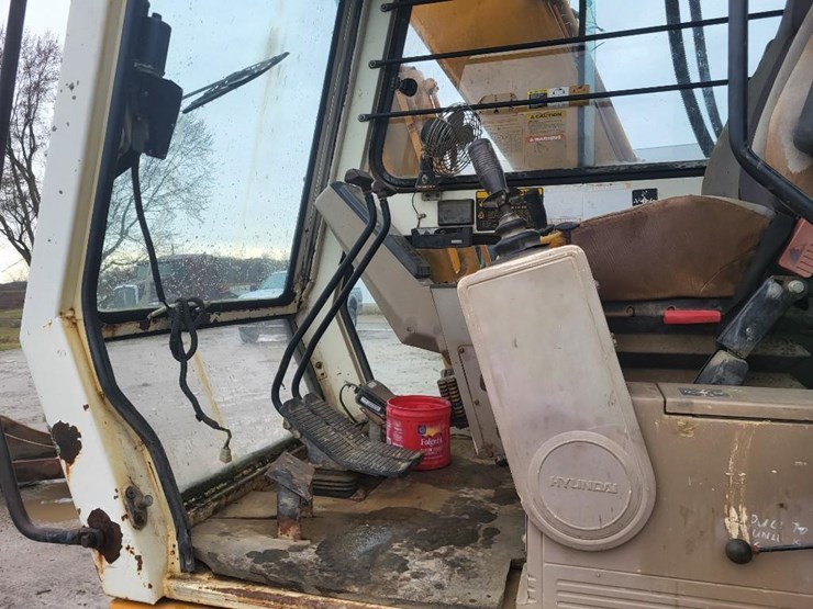 hyundai-robex-130-lc-image-52