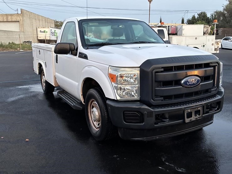 2013-ford-f250-sd-image-2
