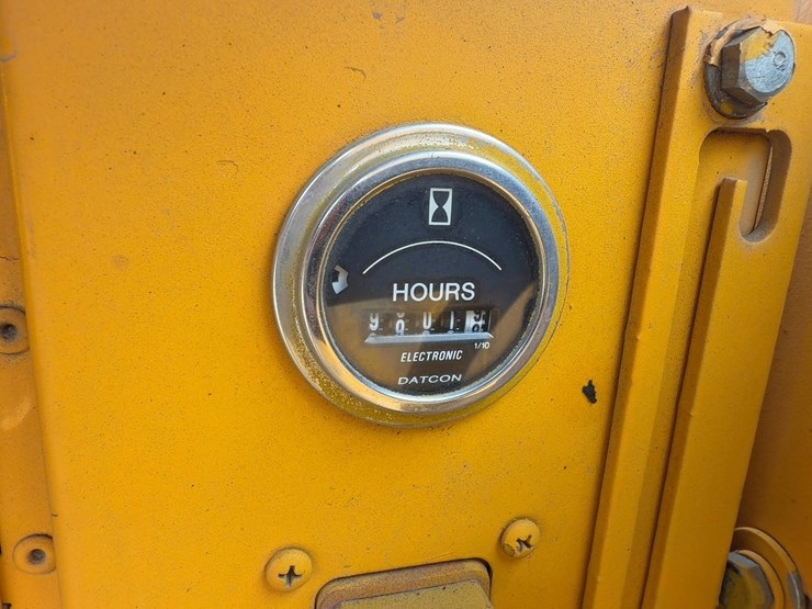 2000-blaw-knox-pf2181-image-30