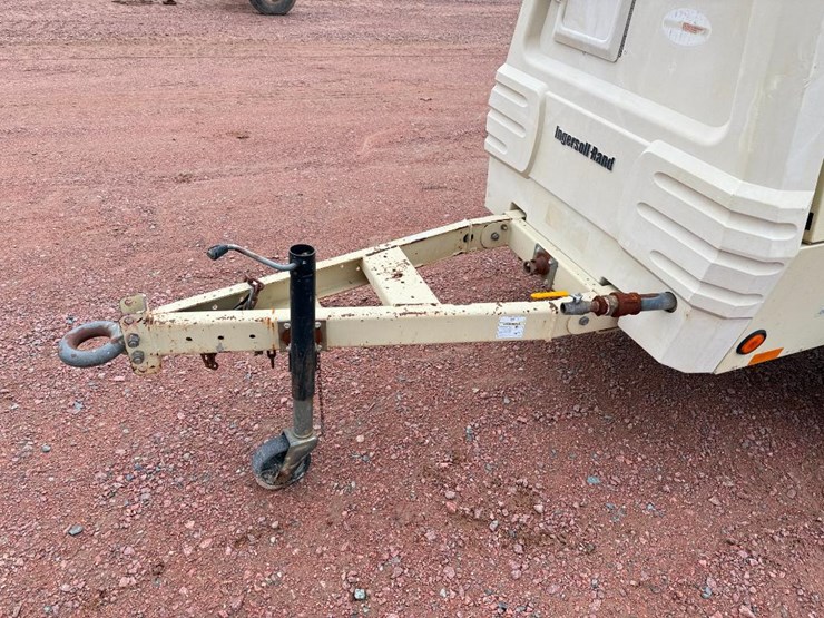 2005-ingersoll-rand-p185wjd-image-10