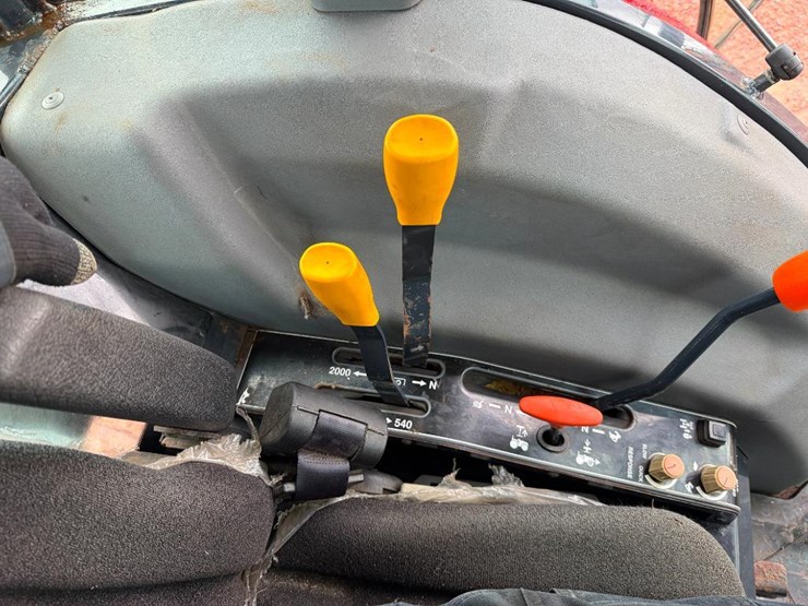 massey-ferguson-1736-image-47