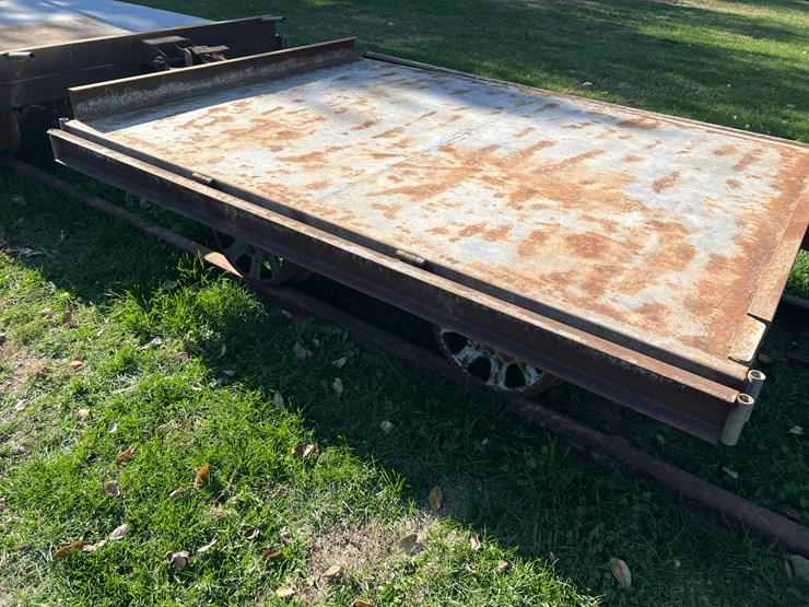 set-of-3-flat-cars-image-46