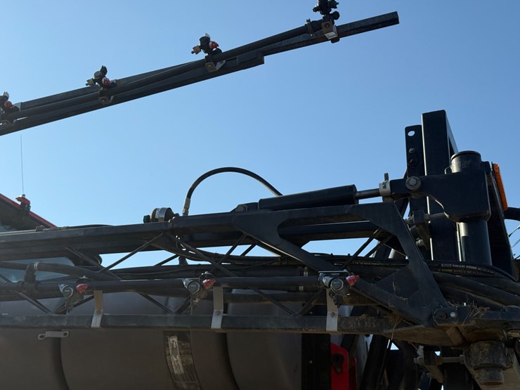 2015-apache-as720-image-69