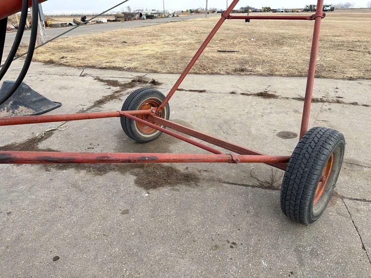 sudenga-8”-x-30ft-truck-auger-image-9