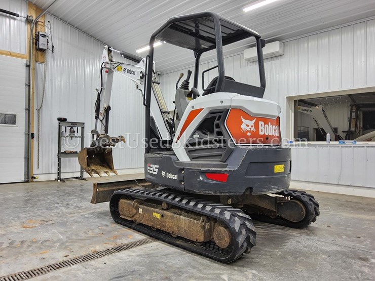 2018-bobcat-e35-image-3