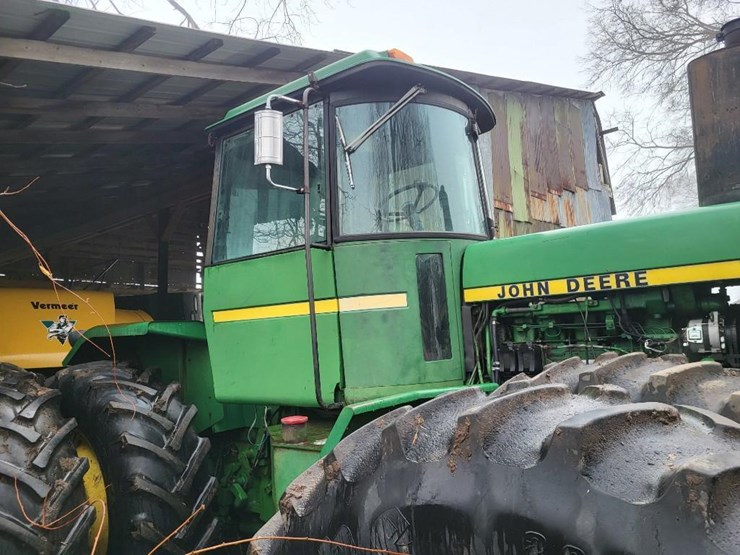 john-deere-8640-image-30