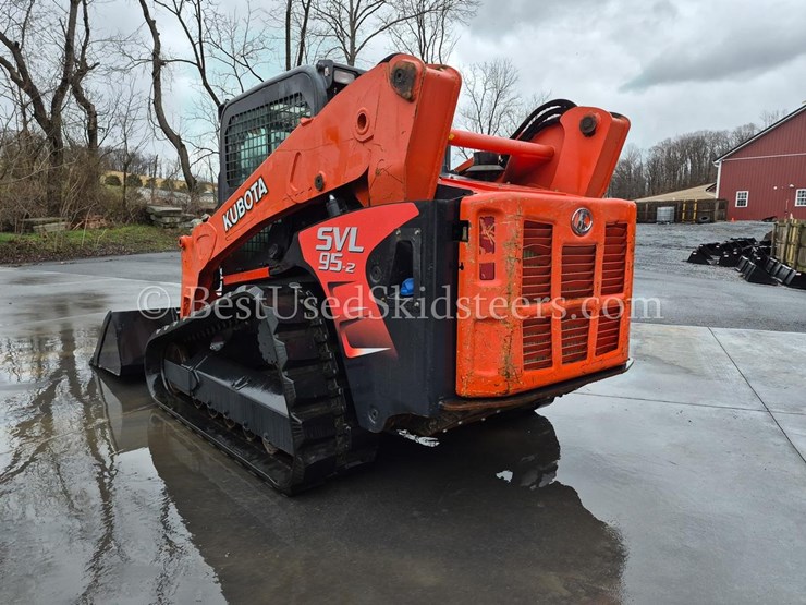 2019-kubota-svl95-2-skid-steer-loader-image-3