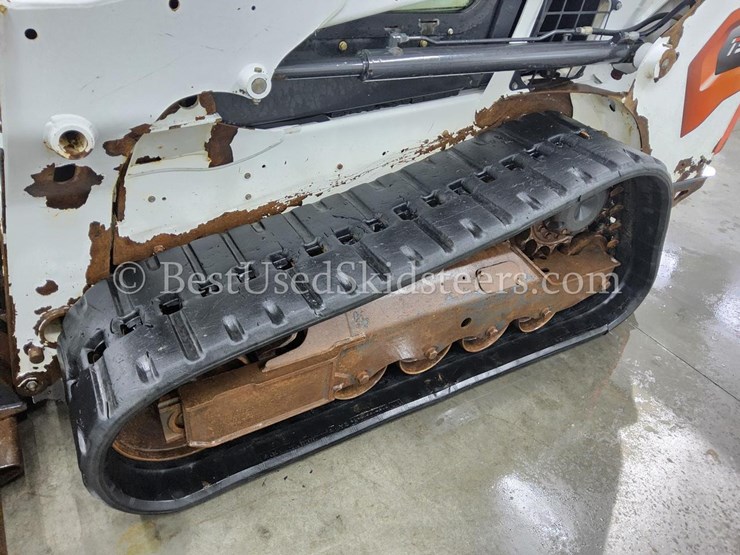 2021-bobcat-t550-image-12