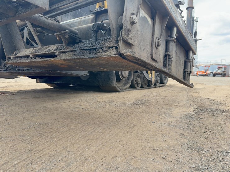 2010-caterpillar-ap-555e-image-29