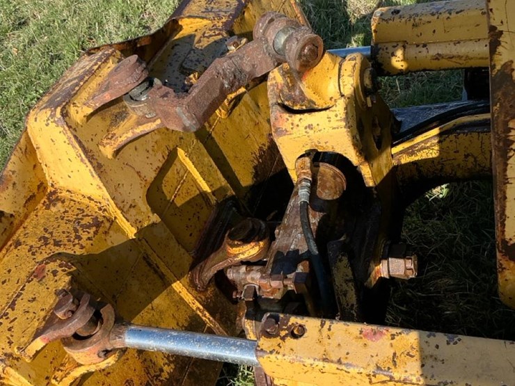 #350-•-1978-komatsu-d31-16-dozer-image-32